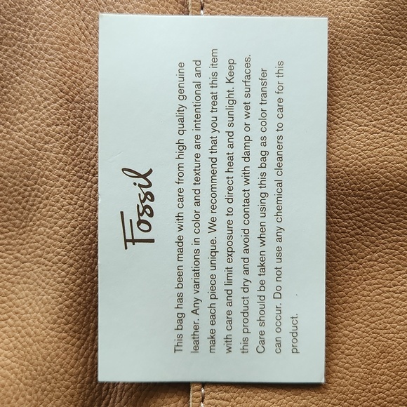 NWOT Fossil Leather Crossbody Bag - Picture 10 of 10